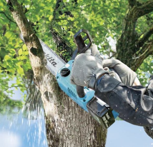 画像3: マキタ　充電式チェンソー 　18Ｖ　本体のみ　バッテリ・充電器別売り (3)