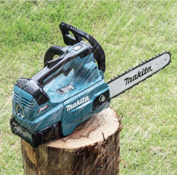 画像4: マキタ　充電式チェンソー 　40Ｖ　バッテリ2本・充電器付 (4)